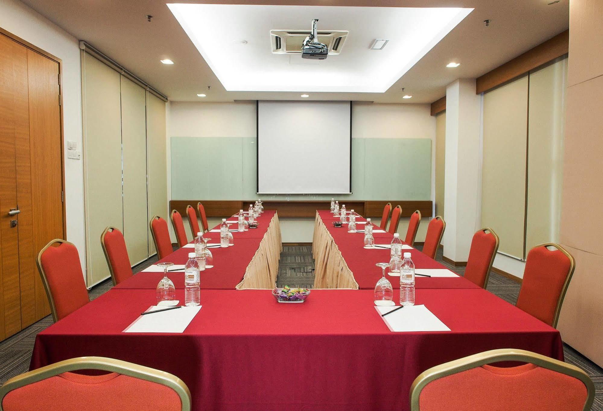 Hotel Primera Suite Cyberjaya Ngoại thất bức ảnh