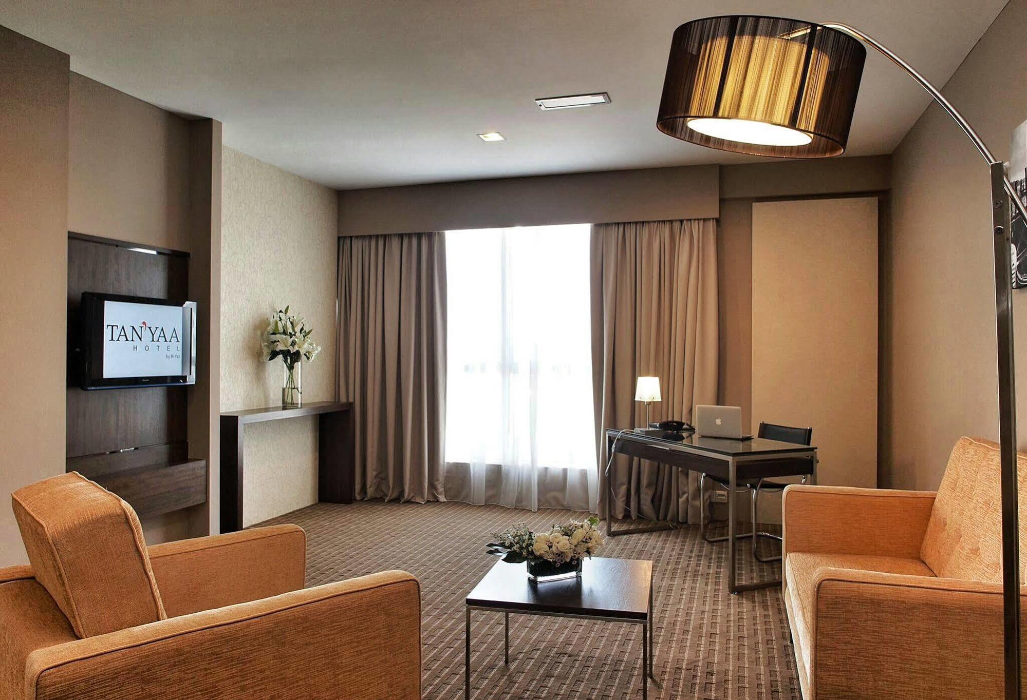 Hotel Primera Suite Cyberjaya Ngoại thất bức ảnh